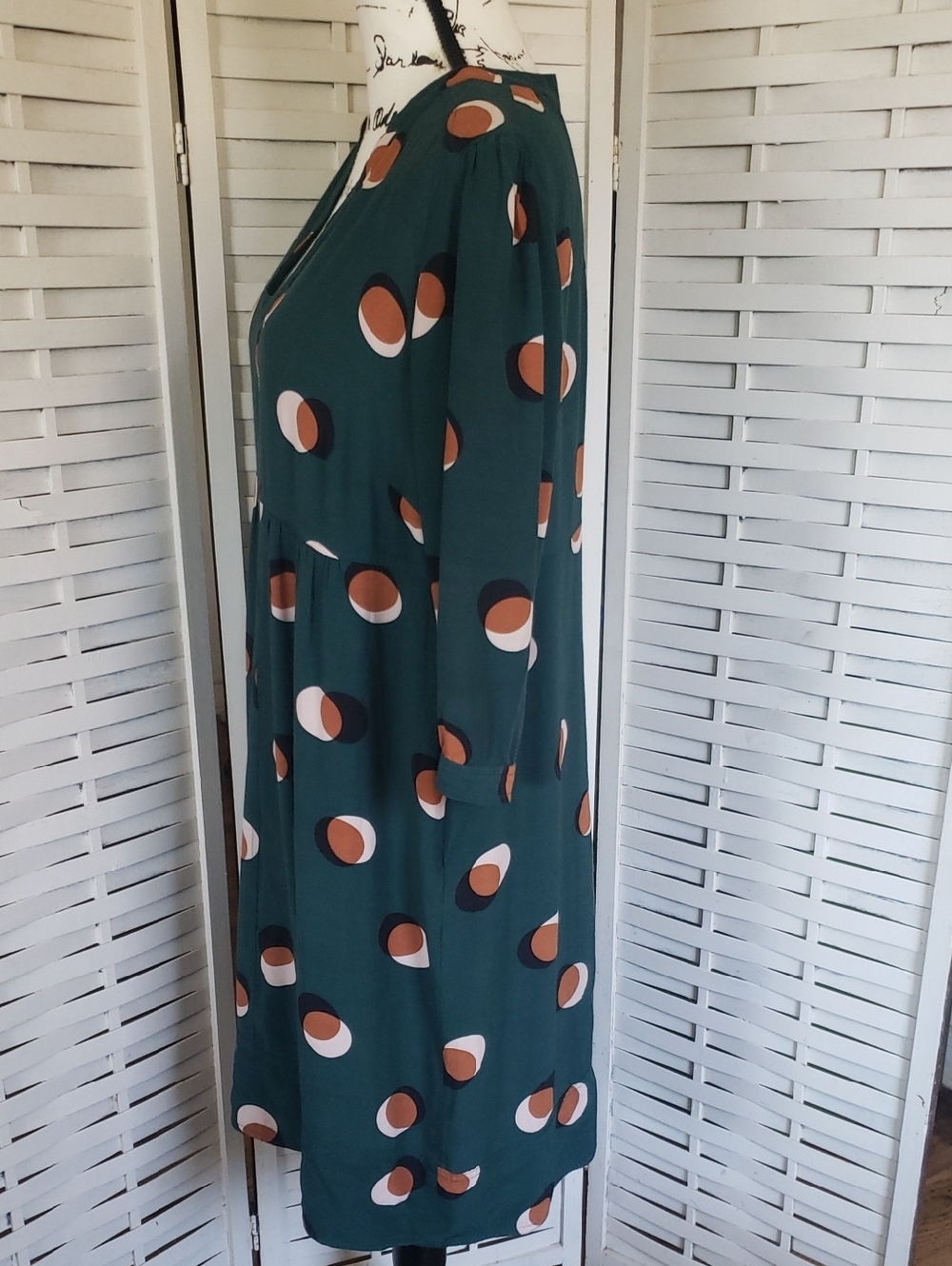 Boden Green Polka Dot V-Neck Women's Dress 12 L US SIZE - Picture 3 of 5